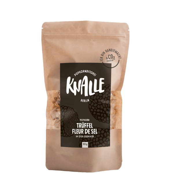 Knalle Popkorn- Trüffel Fleur de Sel -in brauner Tüte mit schwarzem Etikett und weisser Schrift